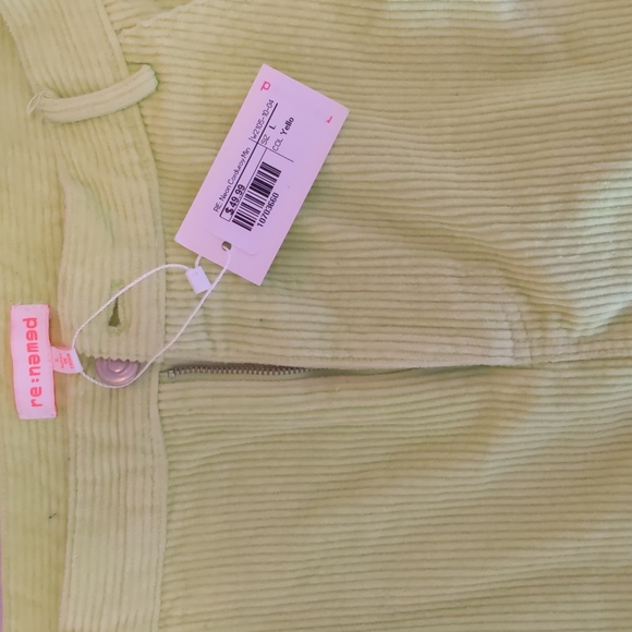 Lime neon green-yellow corduroy miniskirt - Picture 2 of 4